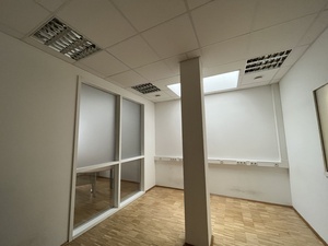 Büro Beispiel II.jpg